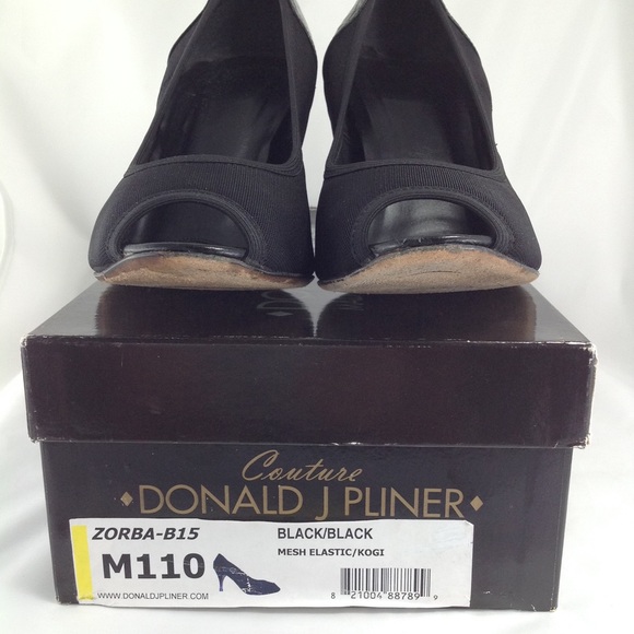 Donald J. Pliner ZORBA Black Mesh Elastic Pumps - Picture 12 of 13